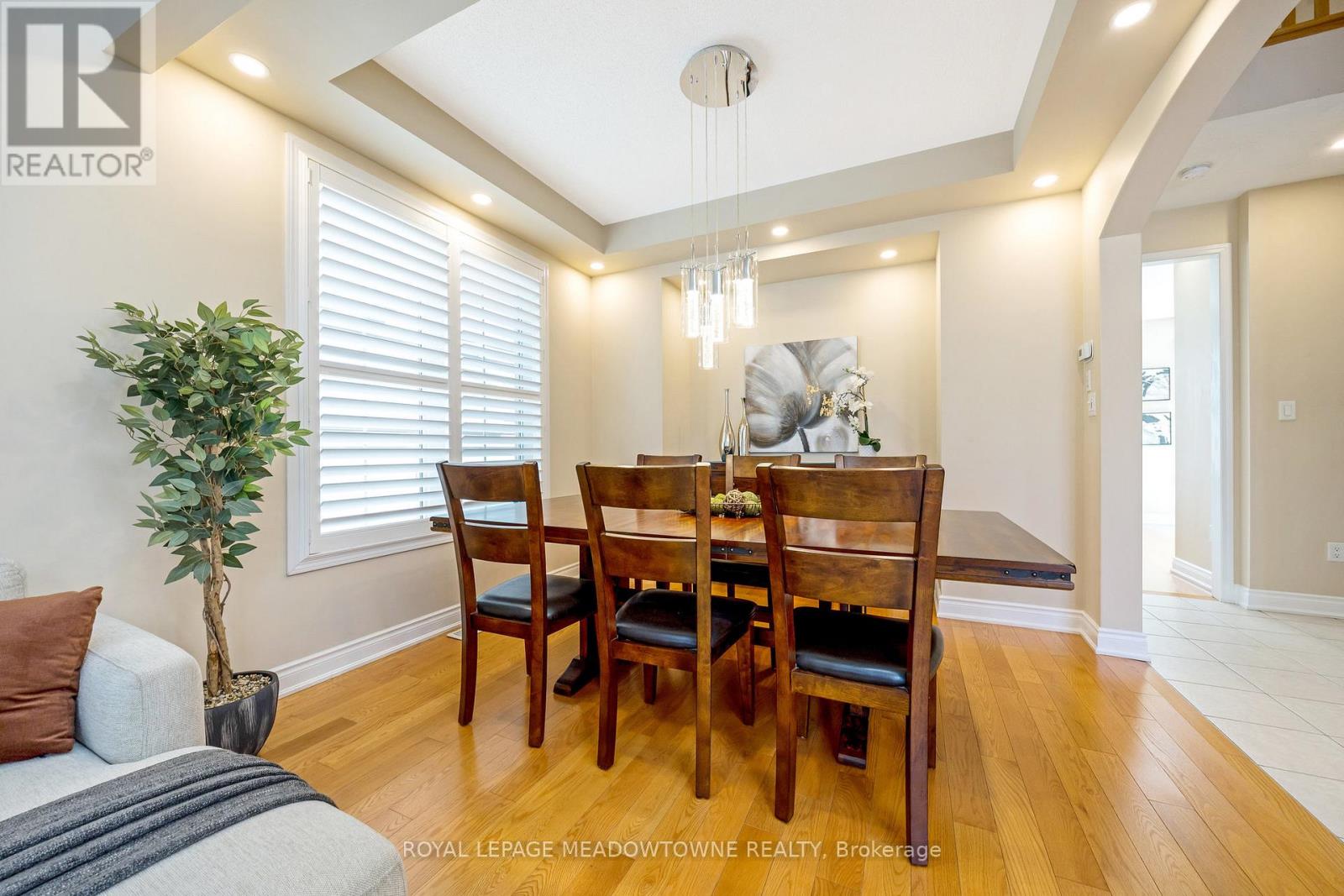 304 Tonelli Lane, Milton, Ontario  L9T 0N8 - Photo 13 - W12160157