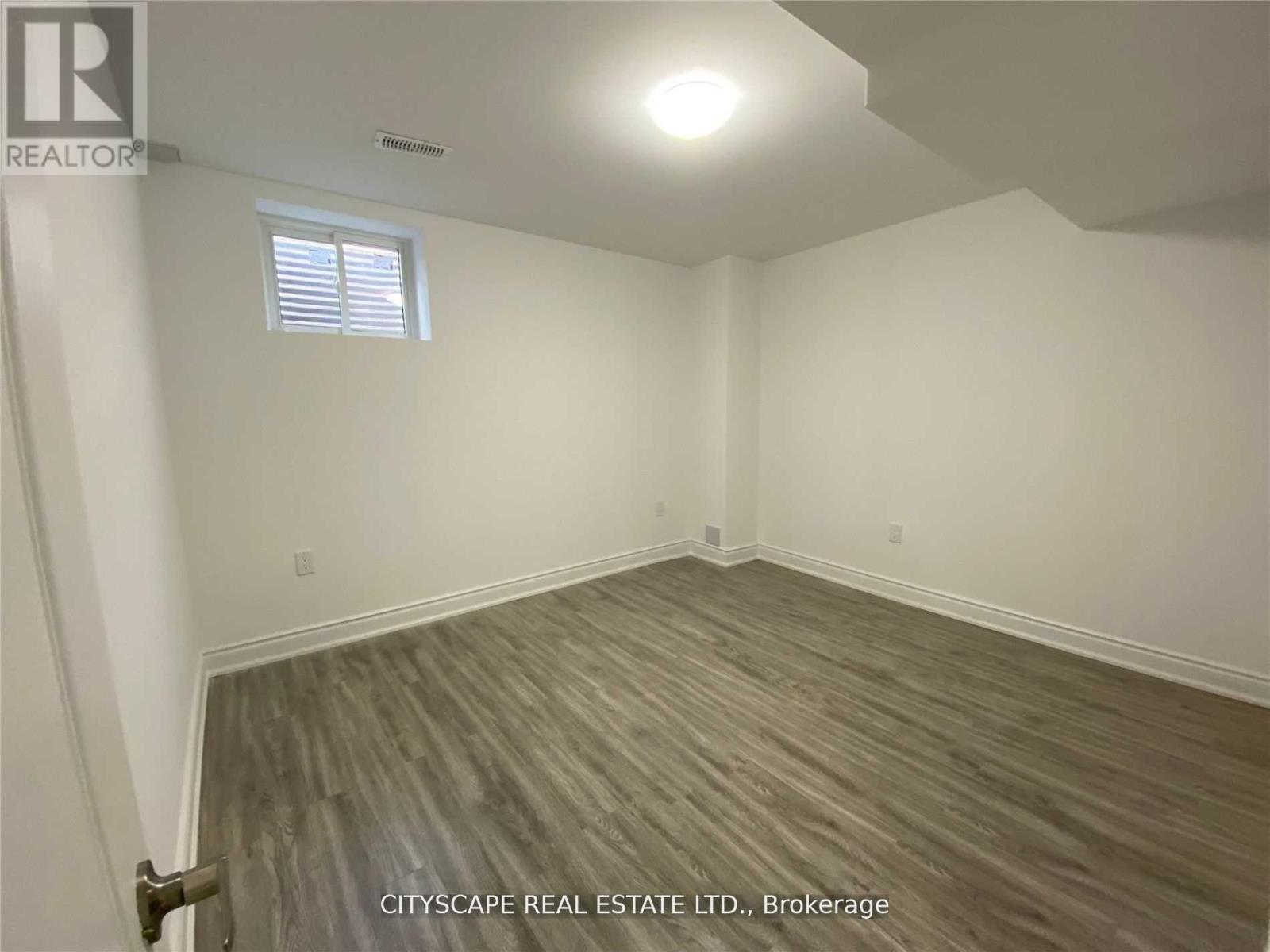 Bsmt - 20 Pentonville Road, Brampton, Ontario  L6R 3R9 - Photo 2 - W12160178