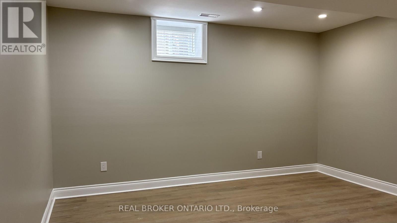 Basement - 17 Eighth Street, Toronto (New Toronto), Ontario  M8V 3C2 - Photo 11 - W12160248
