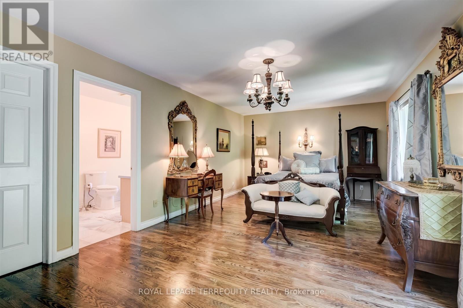 11 Blaketon Road, Toronto (Islington-City Centre West), Ontario  M9B 4V8 - Photo 21 - W12160258
