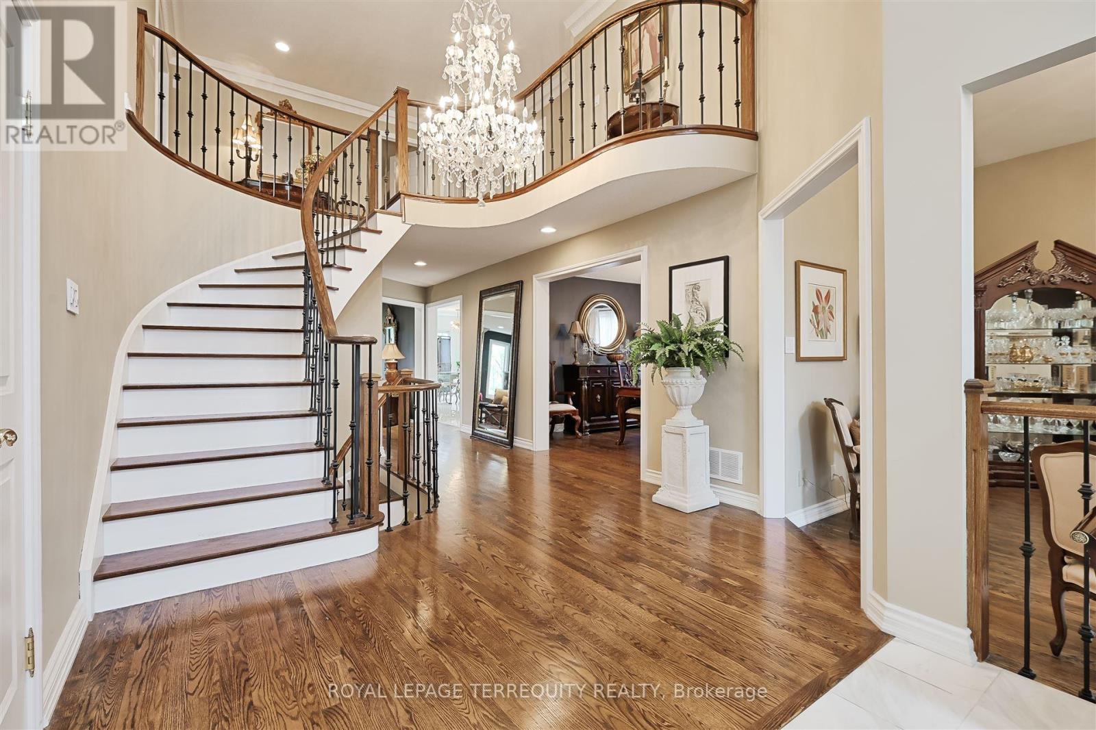 11 Blaketon Road, Toronto (Islington-City Centre West), Ontario  M9B 4V8 - Photo 3 - W12160258