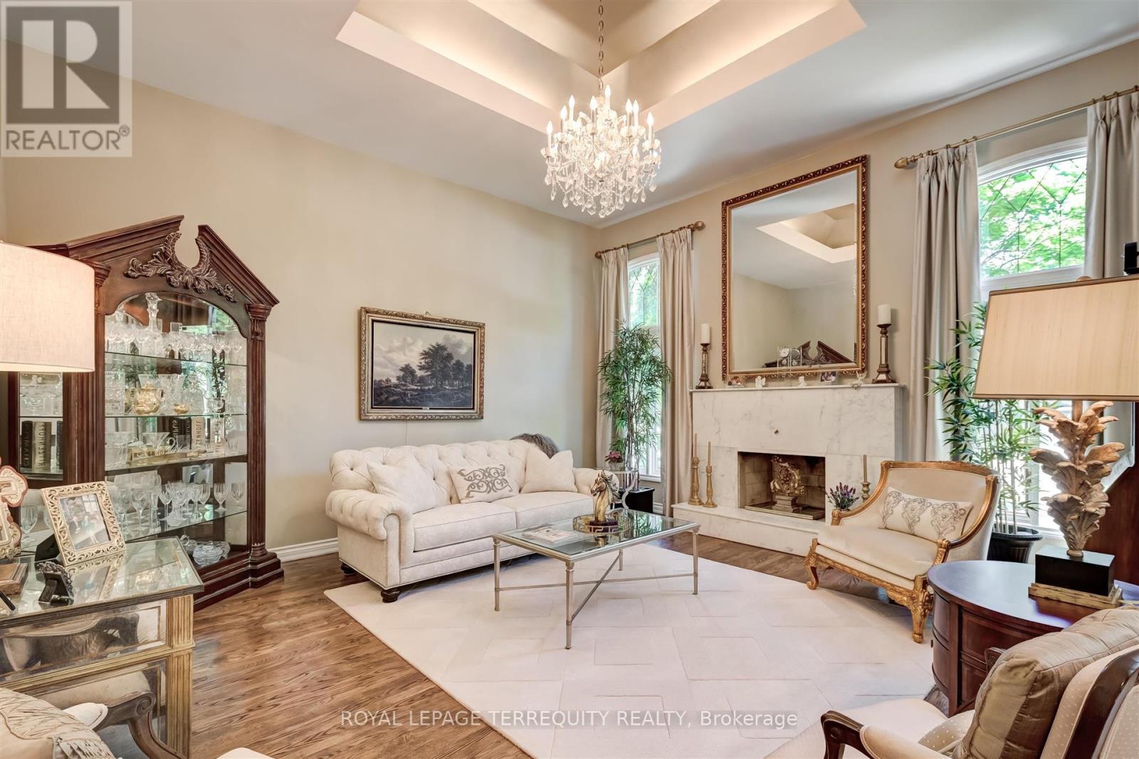 11 Blaketon Road, Toronto (Islington-City Centre West), Ontario  M9B 4V8 - Photo 8 - W12160258