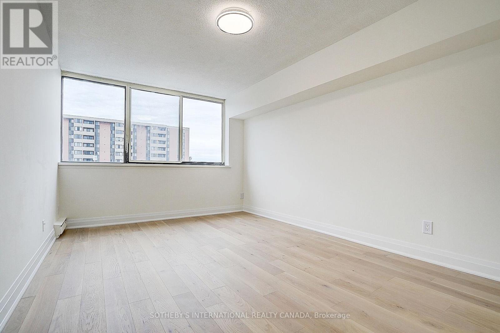 704 - 1240 Marlborough Court, Oakville (Cp College Park), Ontario  L6H 3K7 - Photo 38 - W12160314
