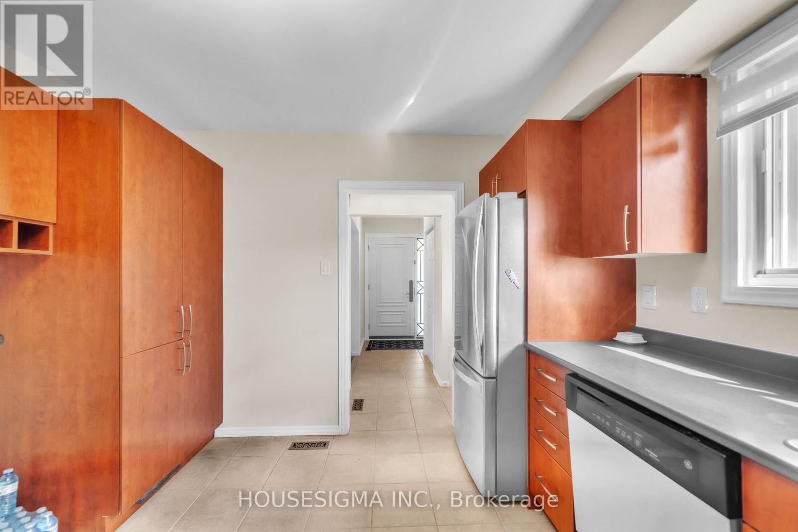 Upper - 7 Dunwich Place, Brampton, Ontario  L6T 1K3 - Photo 13 - W12160315