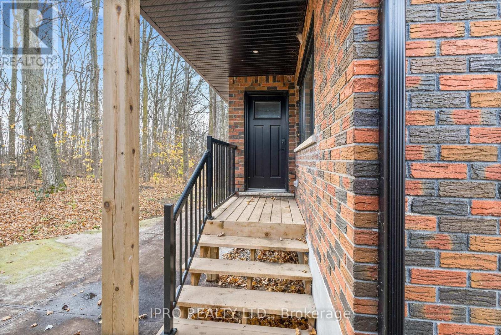 7142 7 Highway, Halton Hills (Rural Halton Hills), Ontario  L7J 2L9 - Photo 37 - W12160346
