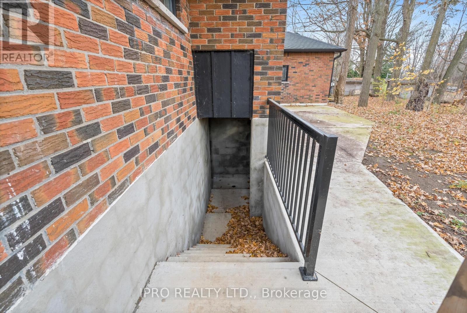 7142 7 Highway, Halton Hills (Rural Halton Hills), Ontario  L7J 2L9 - Photo 44 - W12160346