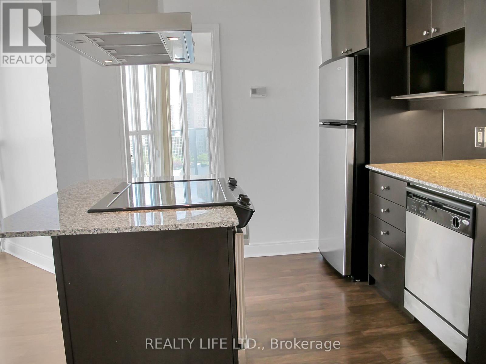 1401 - 60 Absolute Avenue, Mississauga (City Centre), Ontario  L4Z 0A9 - Photo 10 - W12160373