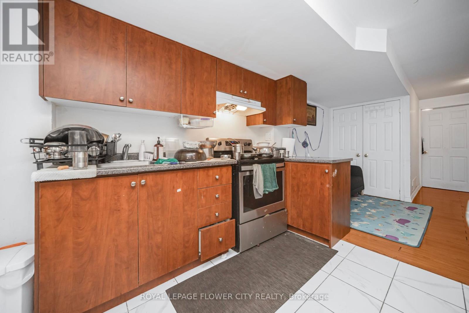 18 Nathaniel Crescent, Brampton, Ontario  L6Y 5M5 - Photo 41 - W12160396