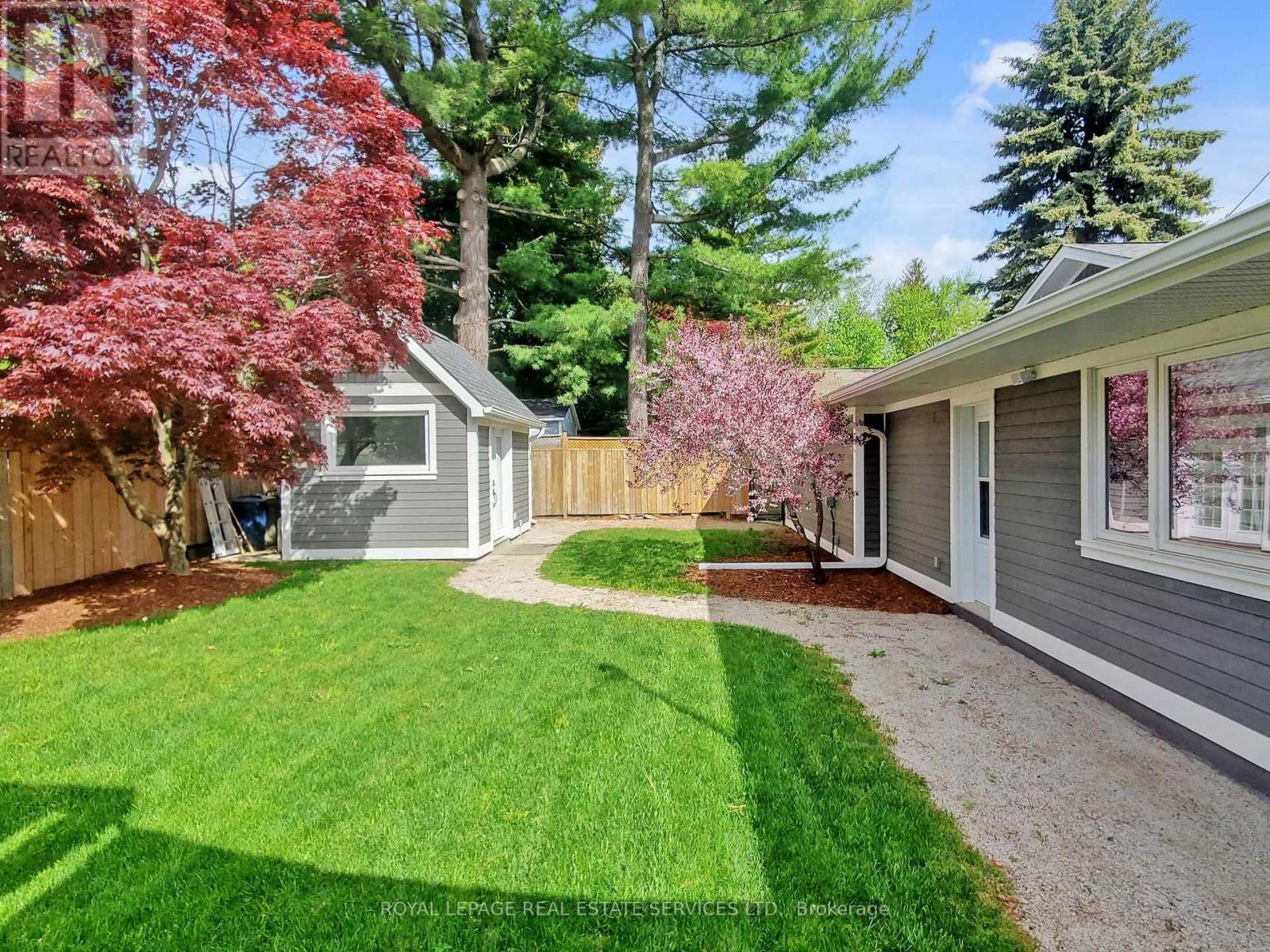 1072 Bomorda Drive, Oakville, Ontario  L6H 1Y2 - Photo 37 - W12160401