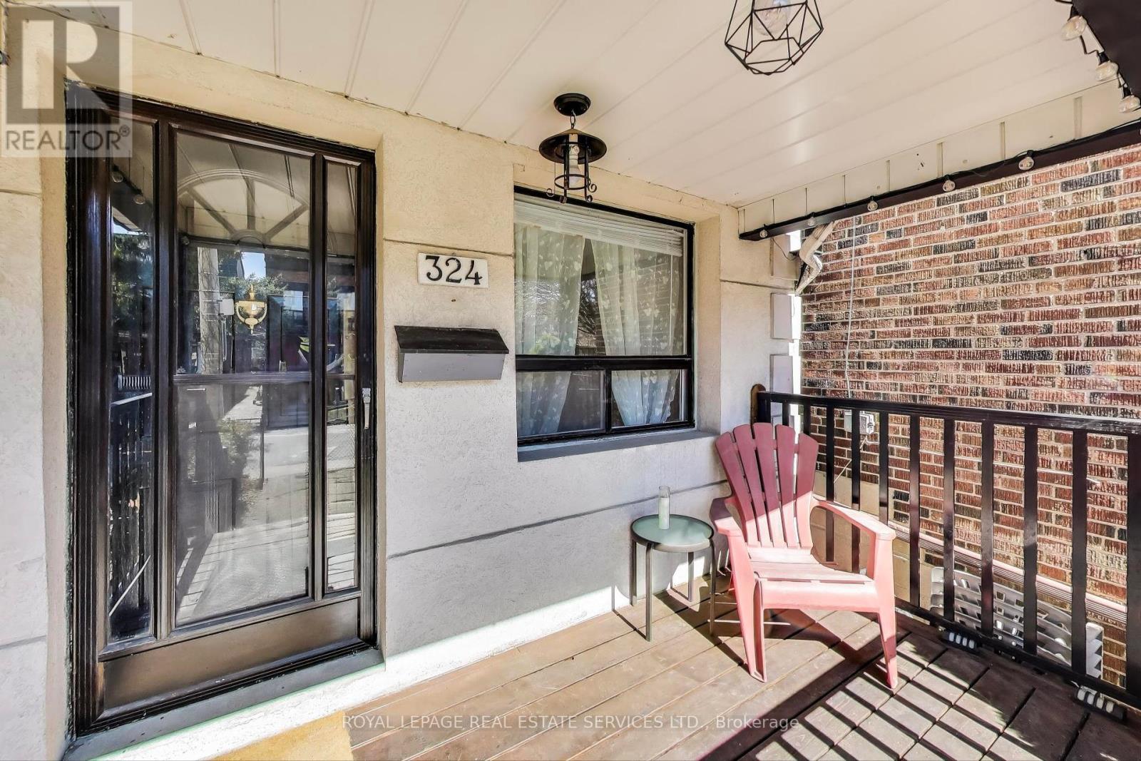 324 ST. JOHNS ROAD, Toronto, Ontario
