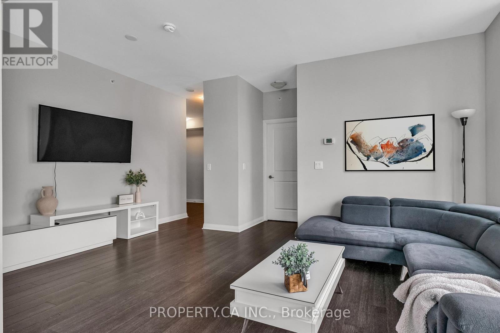 609 - 55 Eglinton Avenue W, Mississauga, Ontario  L5R 0E4 - Photo 4 - W12160444