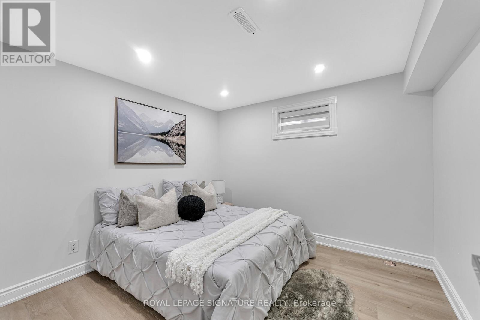 3365 Masthead Crescent, Mississauga (Erin Mills), Ontario  L5L 1G9 - Photo 45 - W12160454