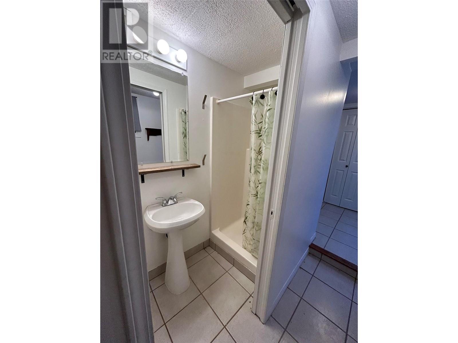 870 Columbia Street, Kamloops, British Columbia  V2C 2V6 - Photo 29 - 10347329