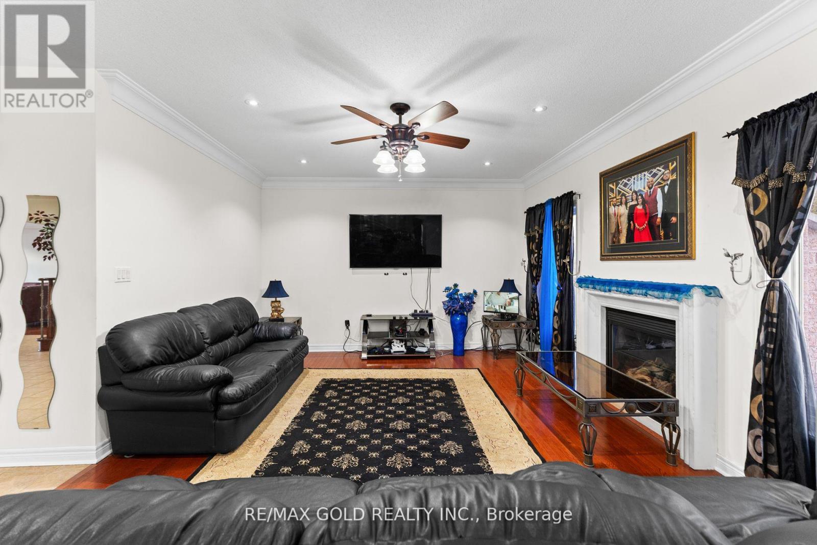 57 Powell Drive, Brampton, Ontario  L6R 0K8 - Photo 16 - W12160535
