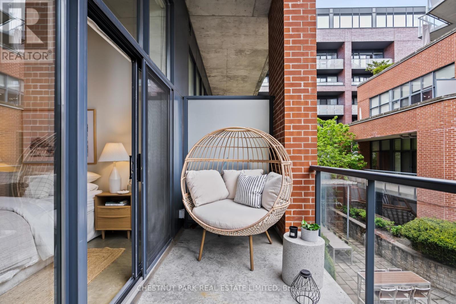 301 - 363 Sorauren Avenue, Toronto, Ontario  M6R 3C1 - Photo 33 - W12160594