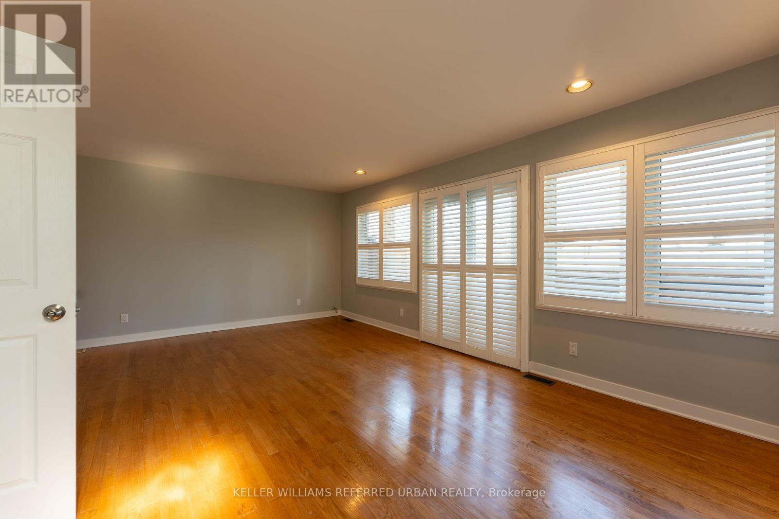 123 Simpson Avenue, Toronto, Ontario  M8Z 1E5 - Photo 17 - W12160636