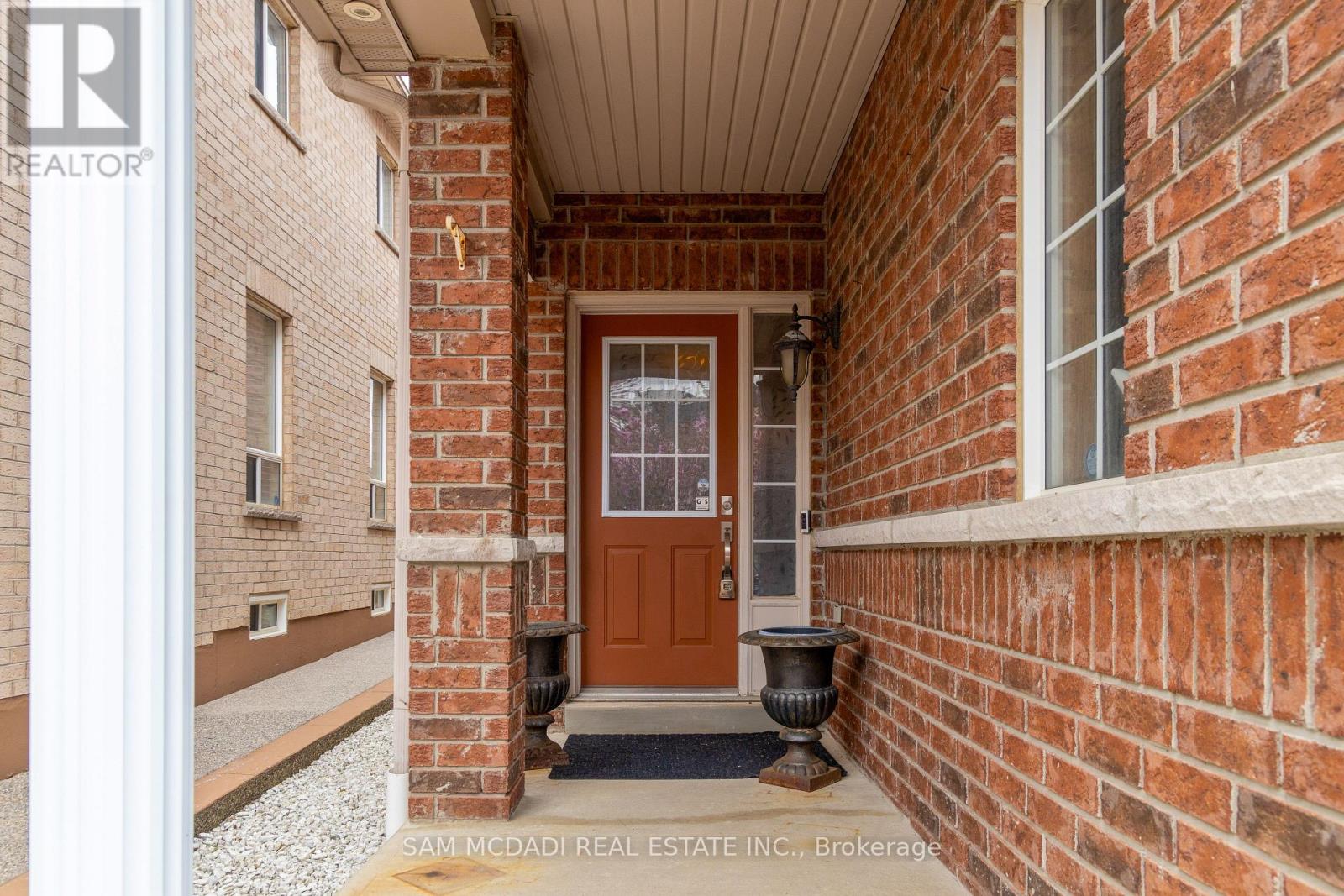 4769 Glasshill Grove, Mississauga (Churchill Meadows), Ontario  L5M 7R6 - Photo 3 - W12160712