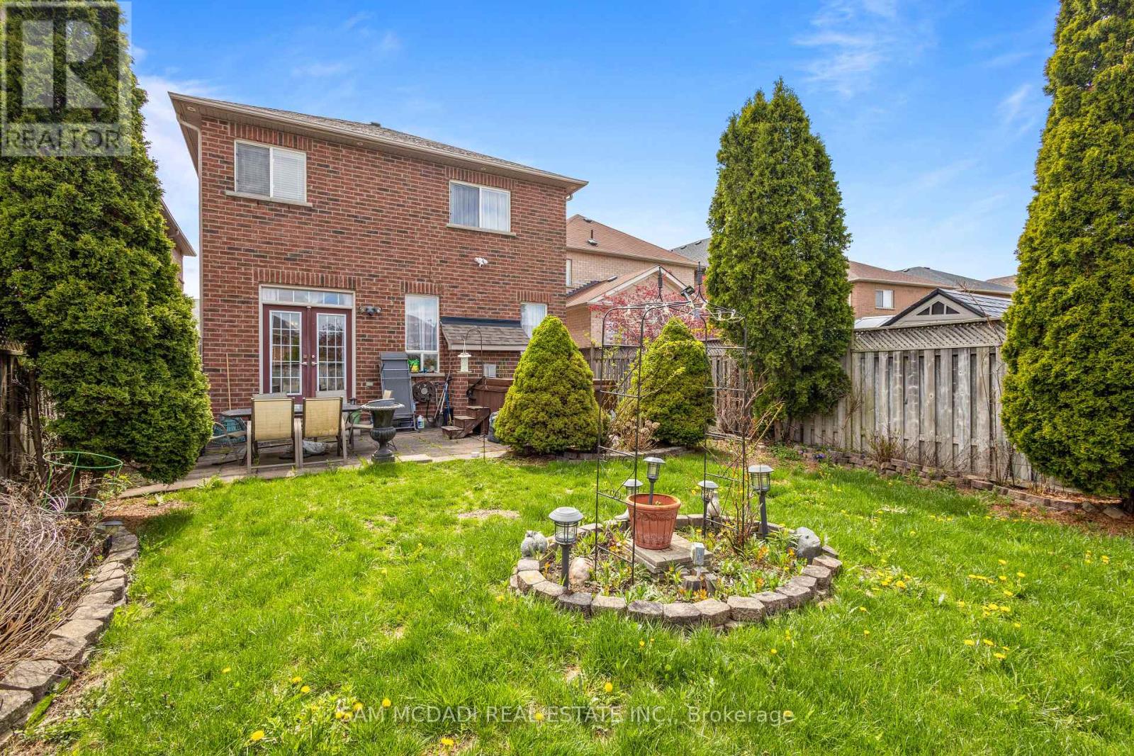 4769 Glasshill Grove, Mississauga (Churchill Meadows), Ontario  L5M 7R6 - Photo 34 - W12160712