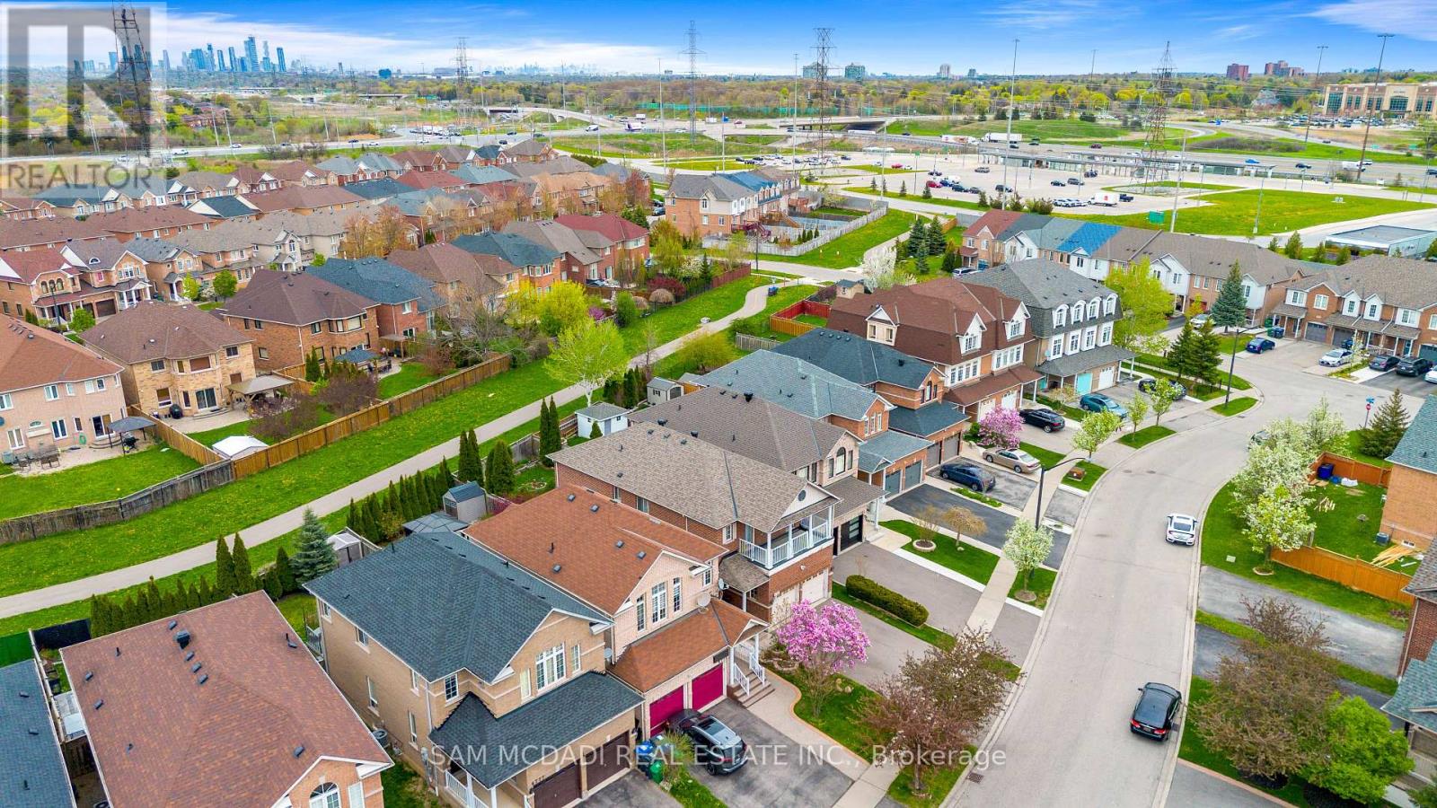 4769 Glasshill Grove, Mississauga (Churchill Meadows), Ontario  L5M 7R6 - Photo 37 - W12160712