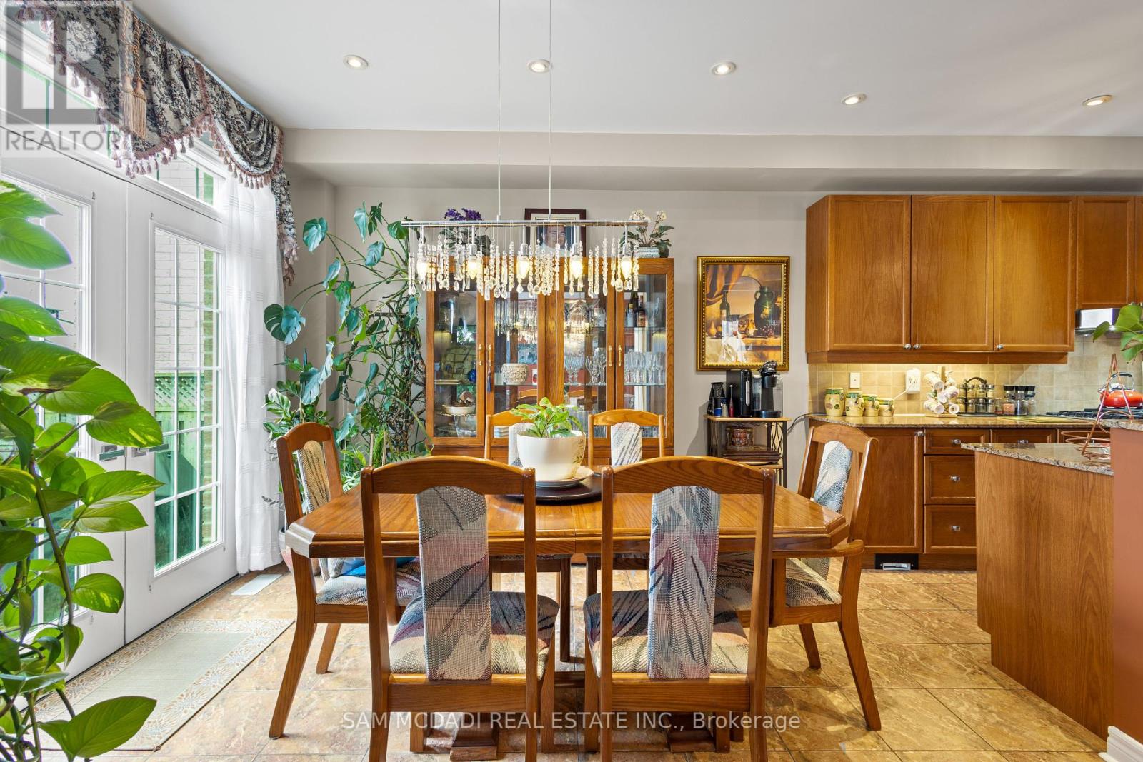 4769 Glasshill Grove, Mississauga (Churchill Meadows), Ontario  L5M 7R6 - Photo 8 - W12160712