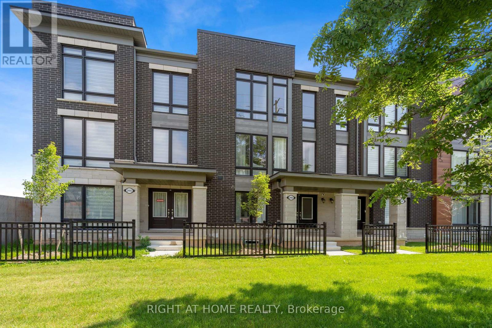 2495 LITTLEFIELD CRESCENT, Oakville, Ontario