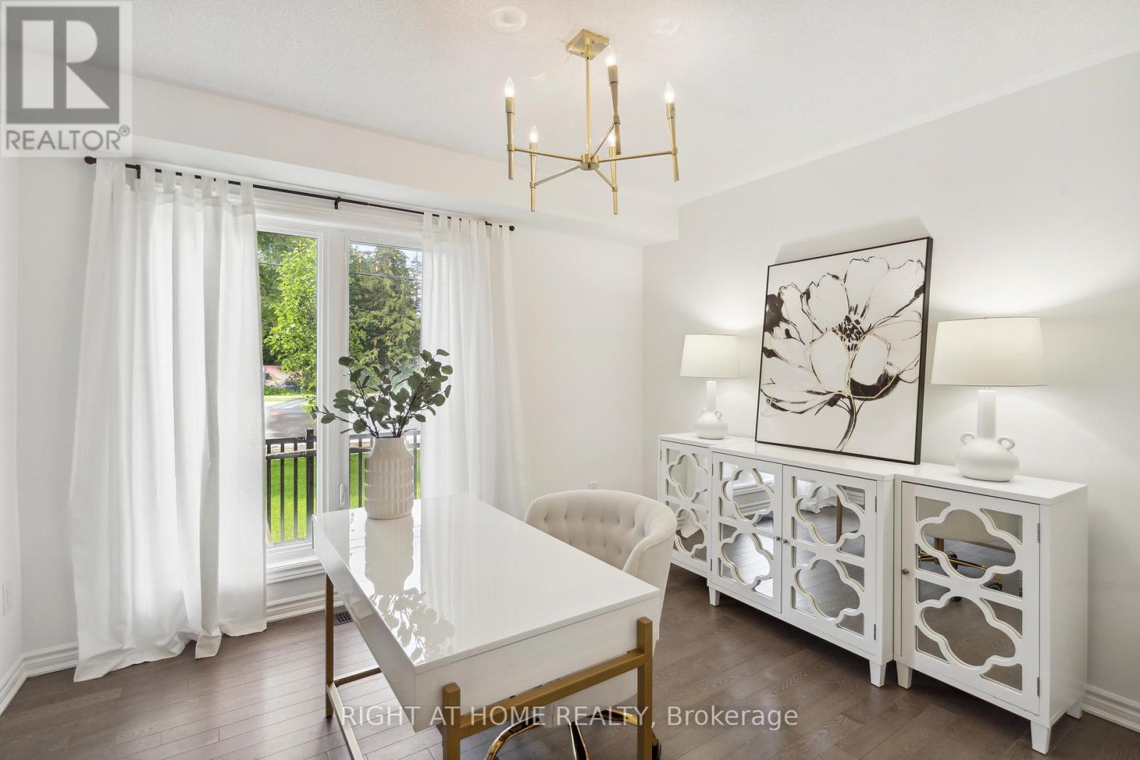 2495 Littlefield Crescent, Oakville, Ontario  L6M 5L9 - Photo 2 - W12160717