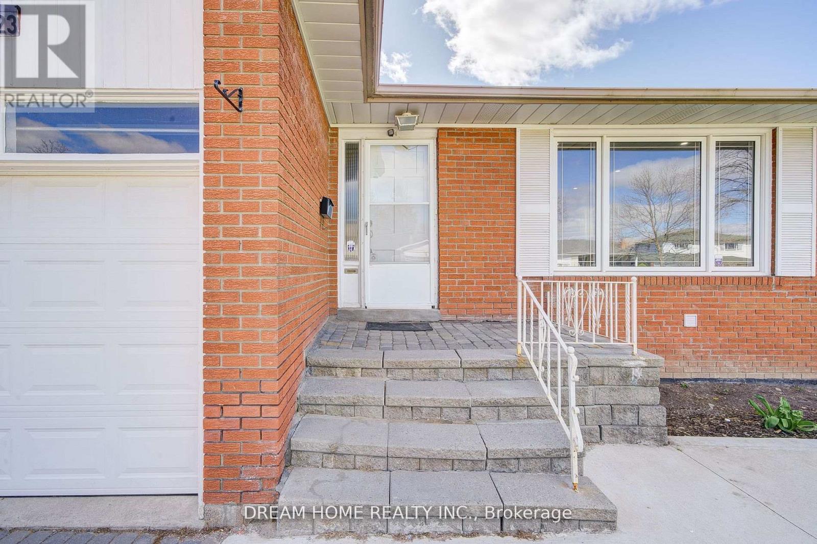 Property at 1323 SHAMIR CRESCENT image 2
