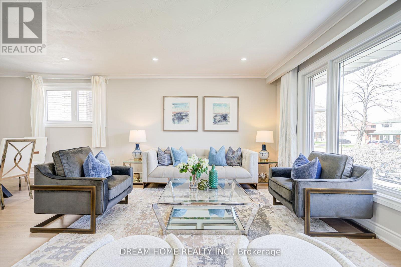 Property at 1323 SHAMIR CRESCENT image 5