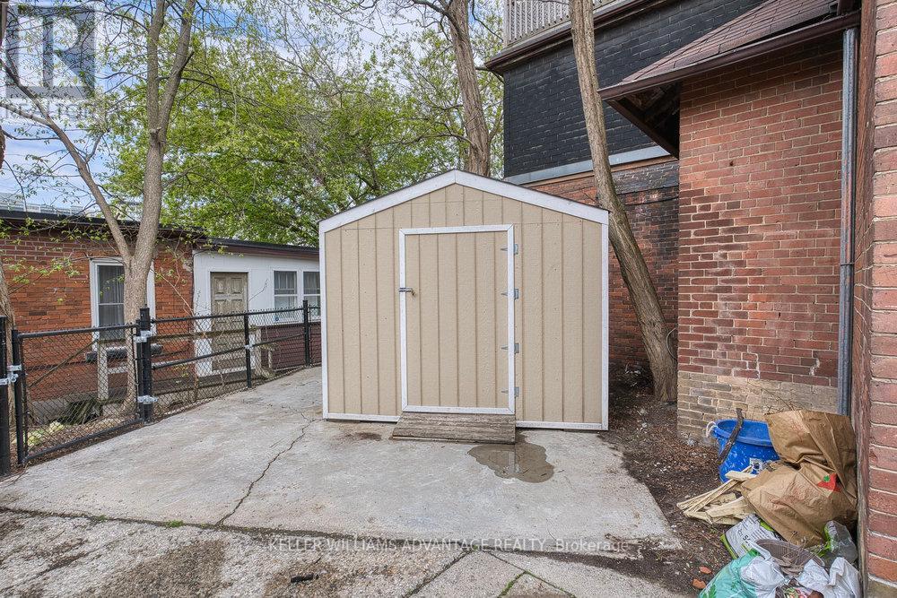 24 Indian Road Crescent, Toronto, Ontario  M6P 2G1 - Photo 27 - W12160754