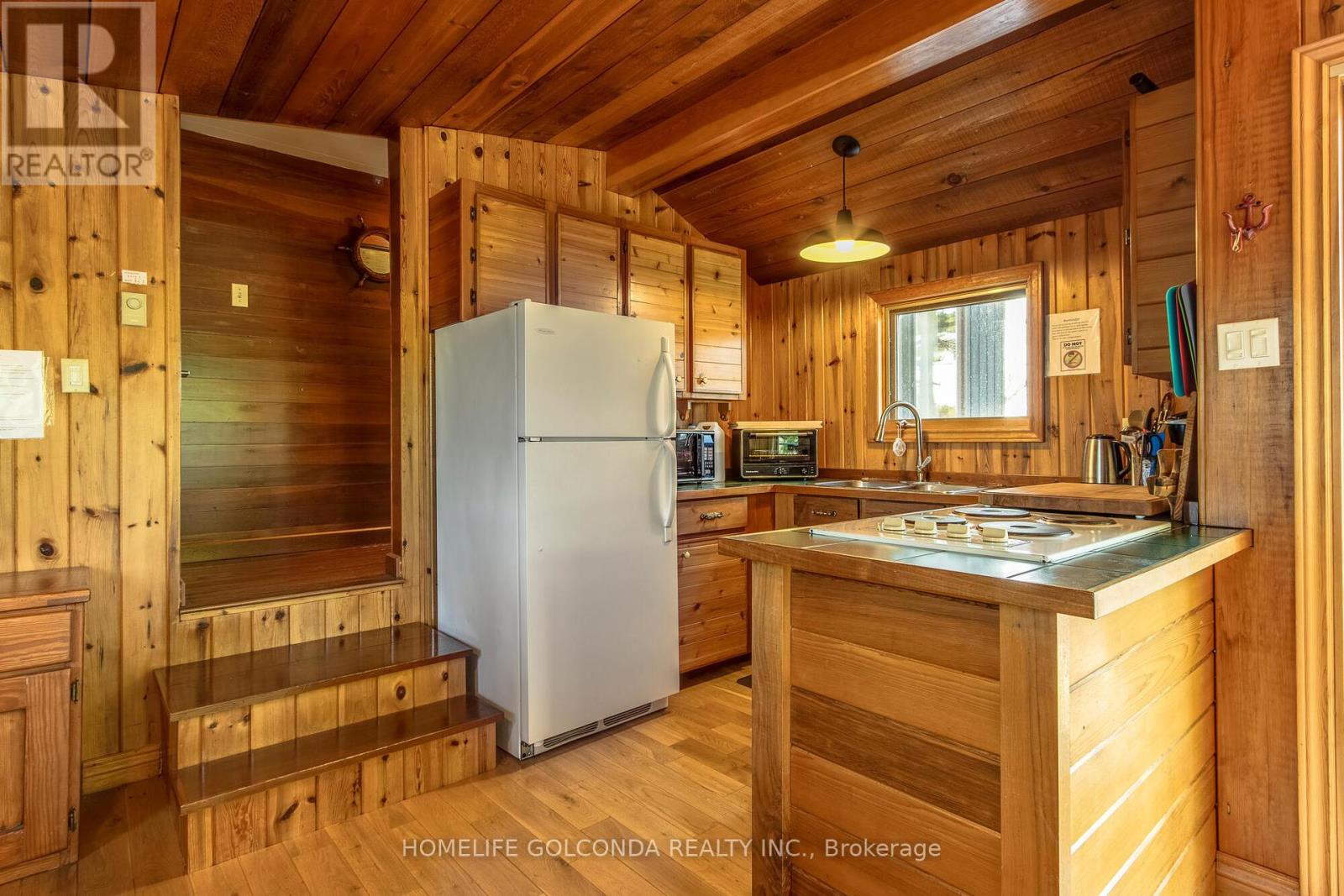 1518 Island 1040/little B, Georgian Bay, Ontario  P0E 1E0 - Photo 26 - X12159920