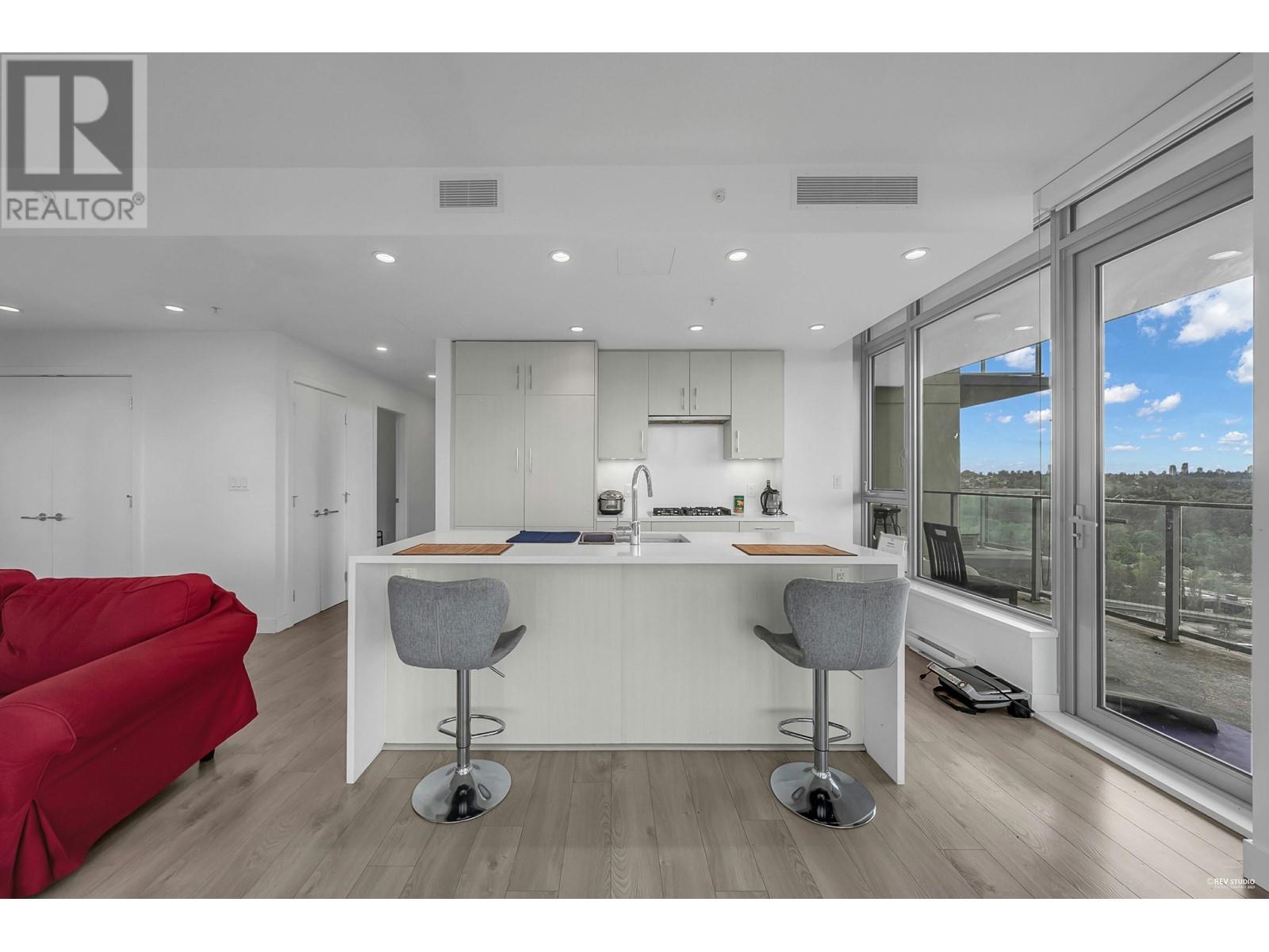 Property at 1702 518 WHITING WAY image 5