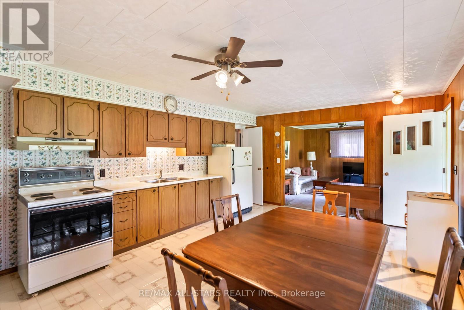 104 Trent Canal Road, Kawartha Lakes, Ontario  L9P 1M7 - Photo 16 - X12160128