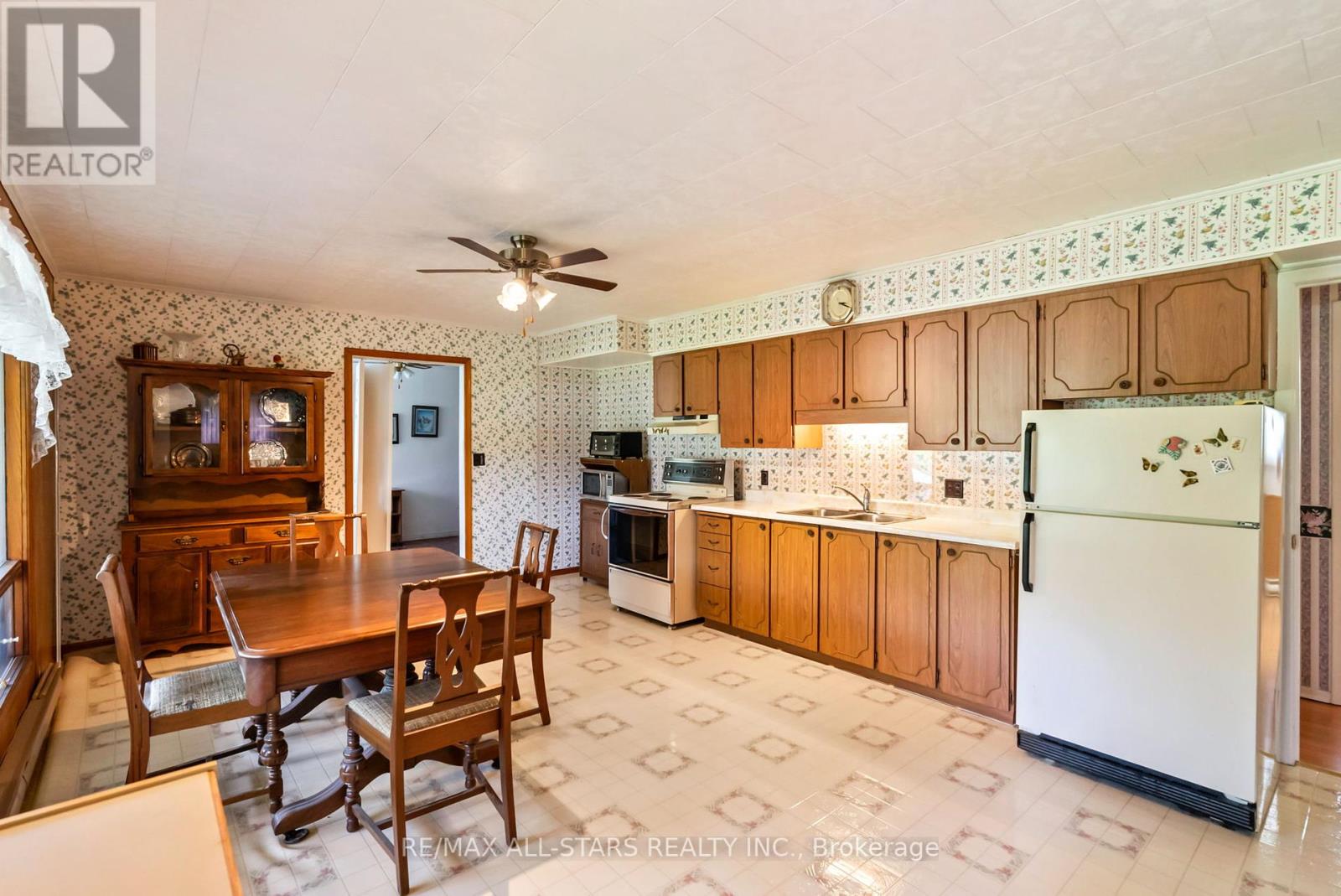 104 Trent Canal Road, Kawartha Lakes, Ontario  L9P 1M7 - Photo 17 - X12160128