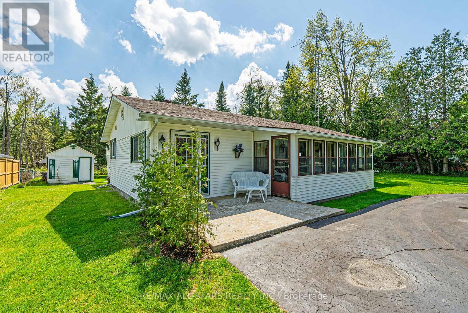 104 Trent Canal Road, Kawartha Lakes, Ontario  L9P 1M7 - Photo 2 - X12160128
