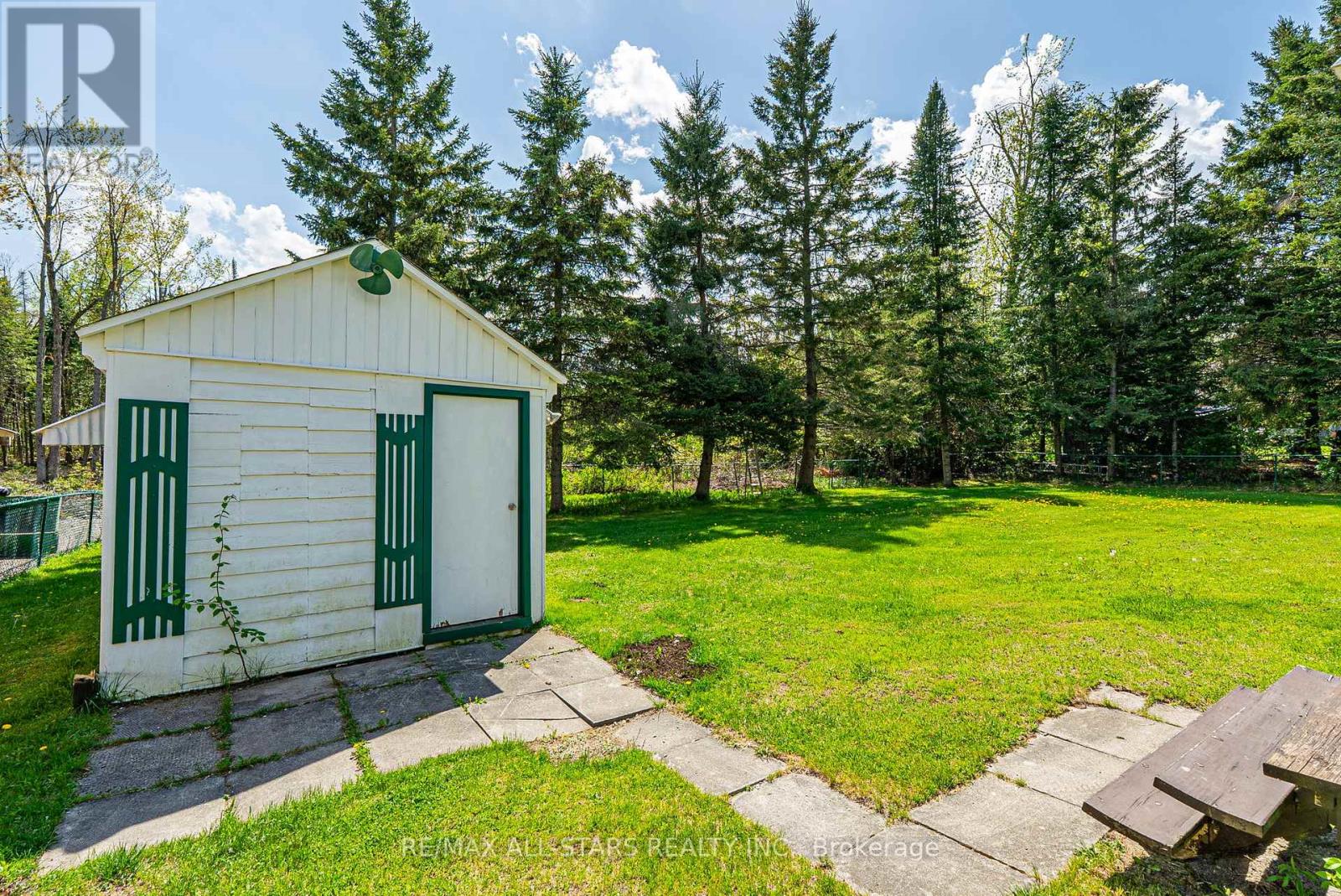 104 Trent Canal Road, Kawartha Lakes, Ontario  L9P 1M7 - Photo 3 - X12160128