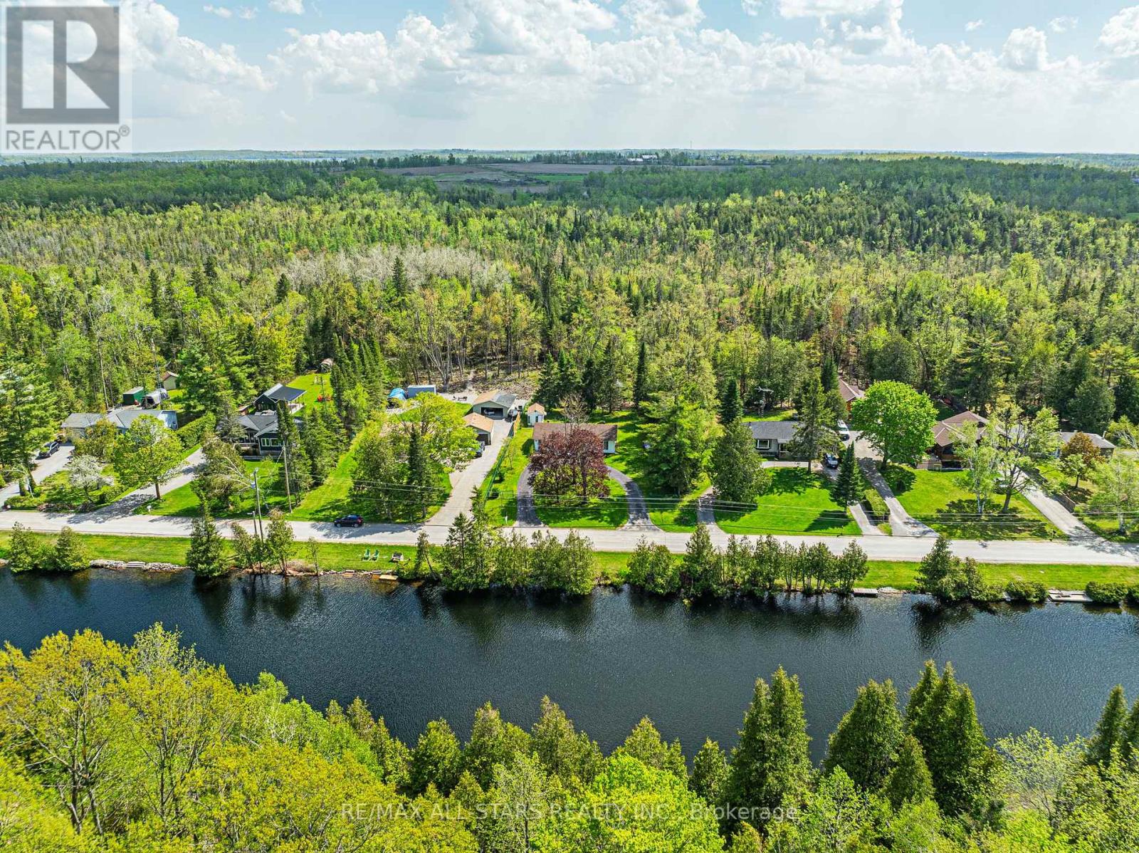 104 Trent Canal Road, Kawartha Lakes, Ontario  L9P 1M7 - Photo 7 - X12160128