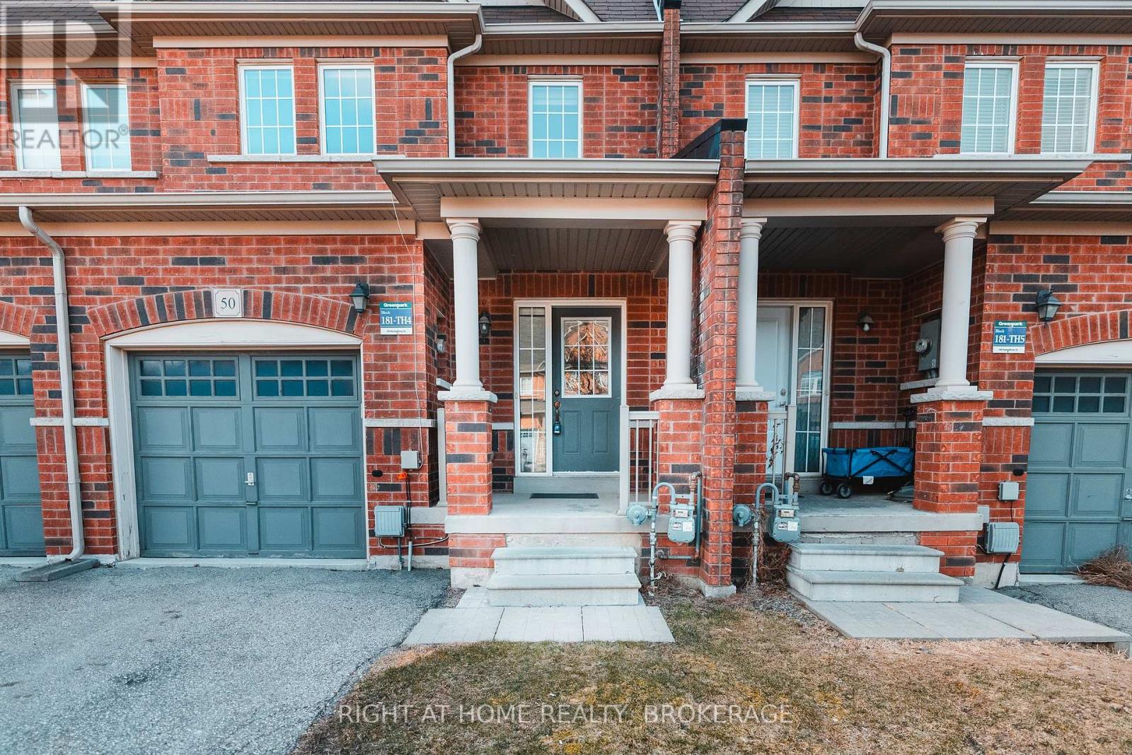 50 Humphrey Street, Hamilton (Waterdown), Ontario  L0R 2H1 - Photo 2 - X12160131
