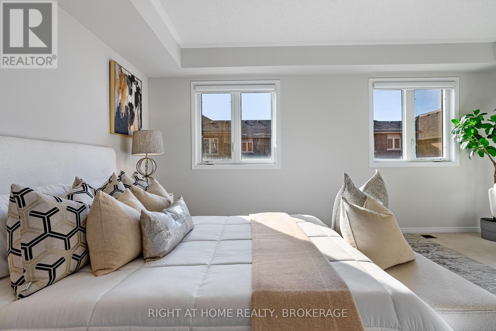 50 Humphrey Street, Hamilton (Waterdown), Ontario  L0R 2H1 - Photo 25 - X12160131