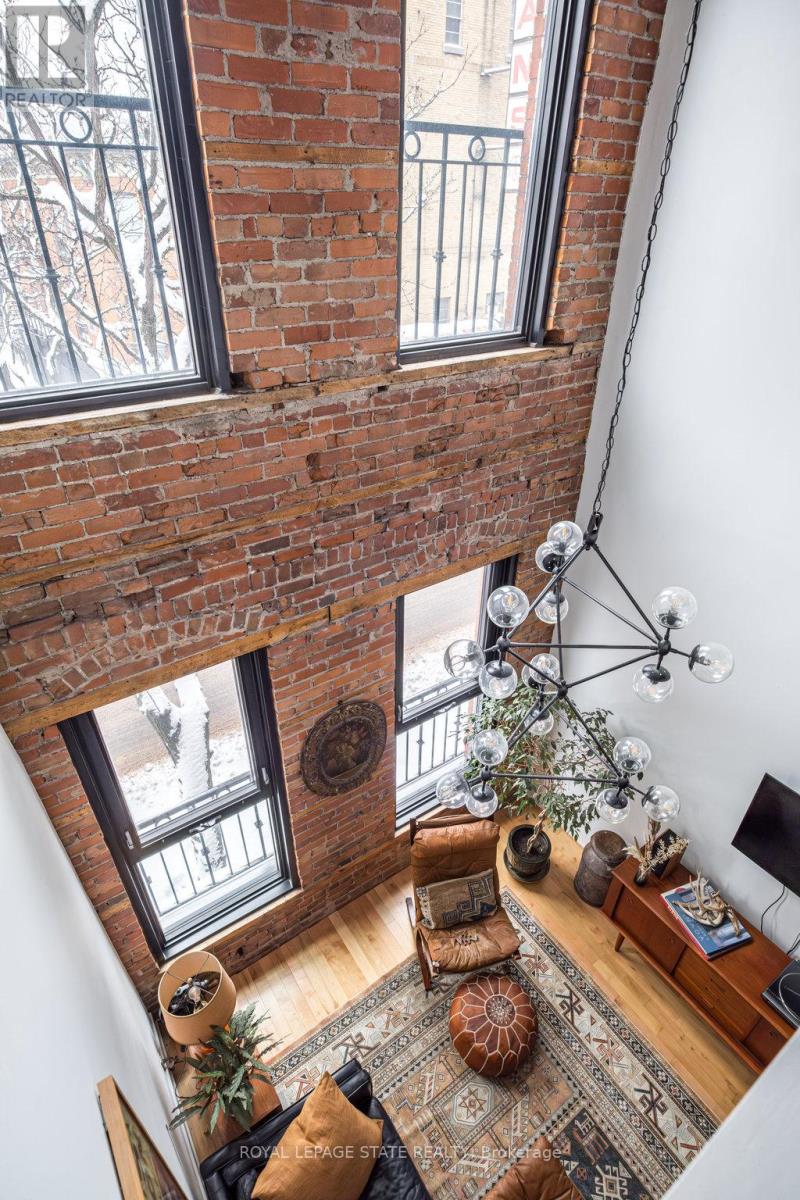 203 King Street E, Hamilton (Beasley), Ontario  L8N 1B3 - Photo 4 - X12160378
