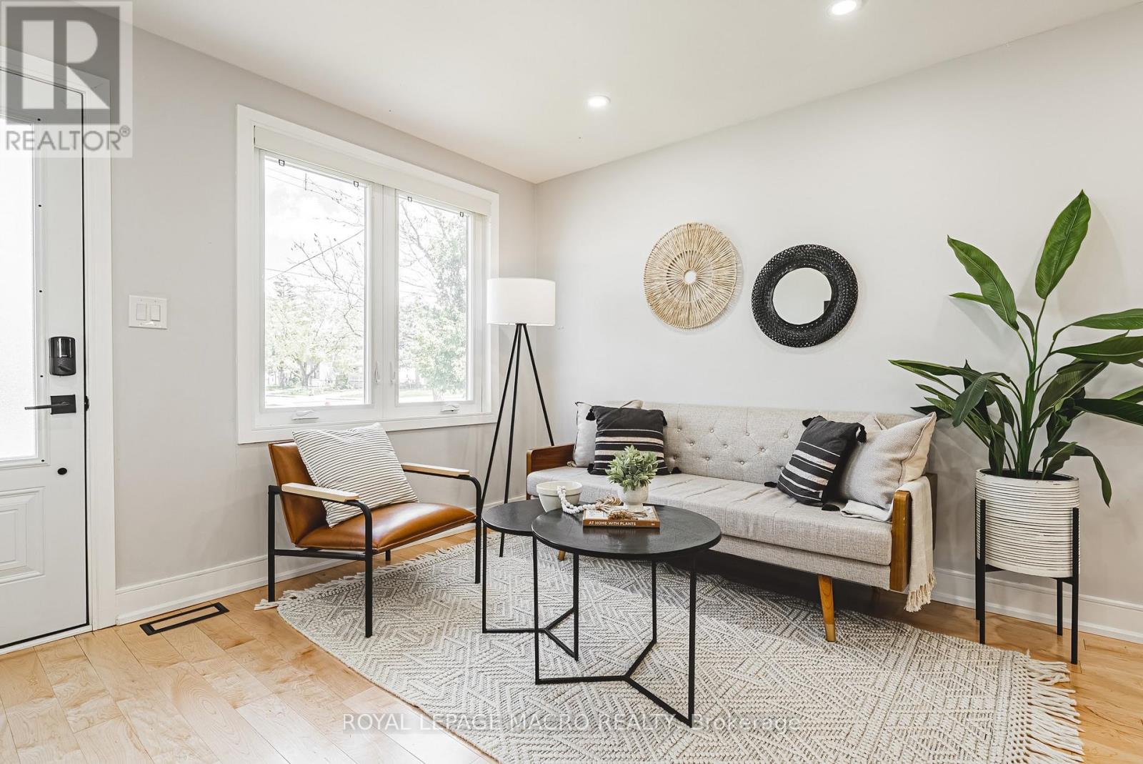 Property at 2016 BARTON STREET image 4