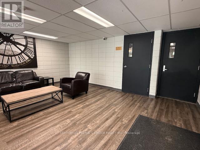 111 - 30 Hickory Street E, Waterloo, Ontario  N2J 4L4 - Photo 12 - X12160461