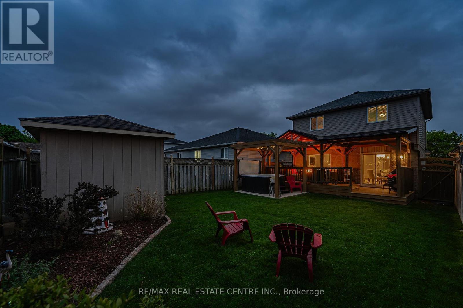 101 Edgemere Drive, Cambridge, Ontario  N1P 1E9 - Photo 42 - X12160543