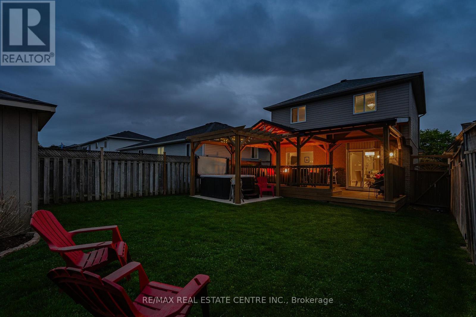 101 Edgemere Drive, Cambridge, Ontario  N1P 1E9 - Photo 43 - X12160543