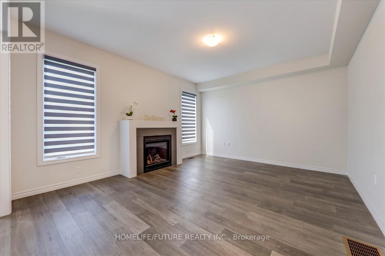 239 O'neil Street, Peterborough North, Ontario  K9K 0H8 - Photo 14 - X12160757