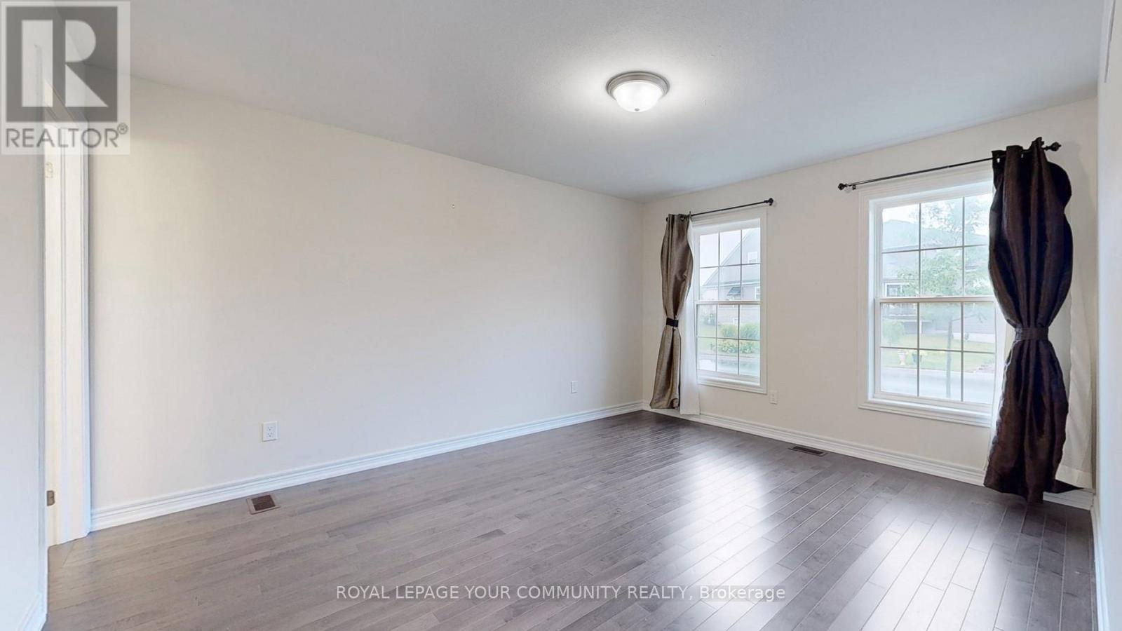 606 Haylock Gardens, Peterborough North, Ontario  K9H 0G4 - Photo 11 - X12160792