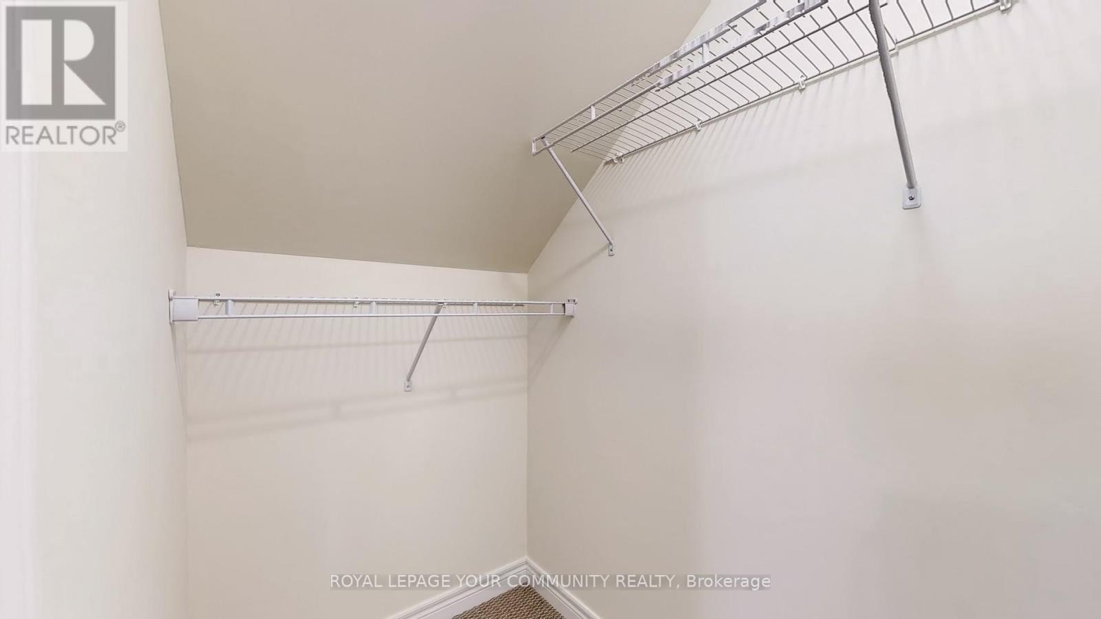 606 Haylock Gardens, Peterborough North, Ontario  K9H 0G4 - Photo 31 - X12160792