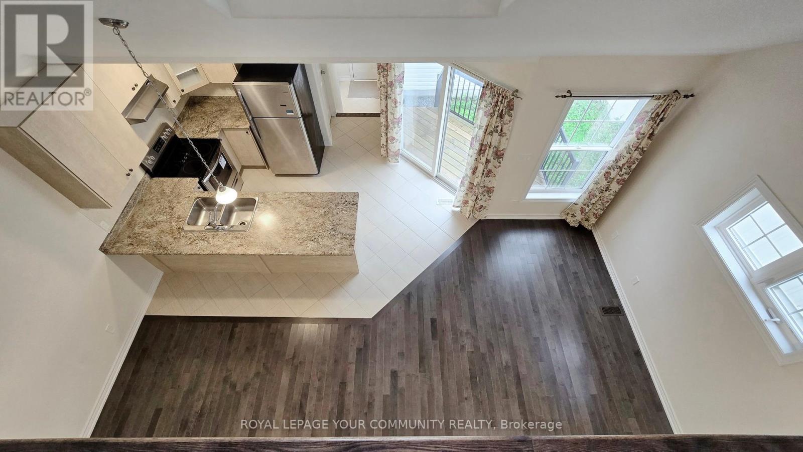 Property at 606 HAYLOCK GARDENS image 4