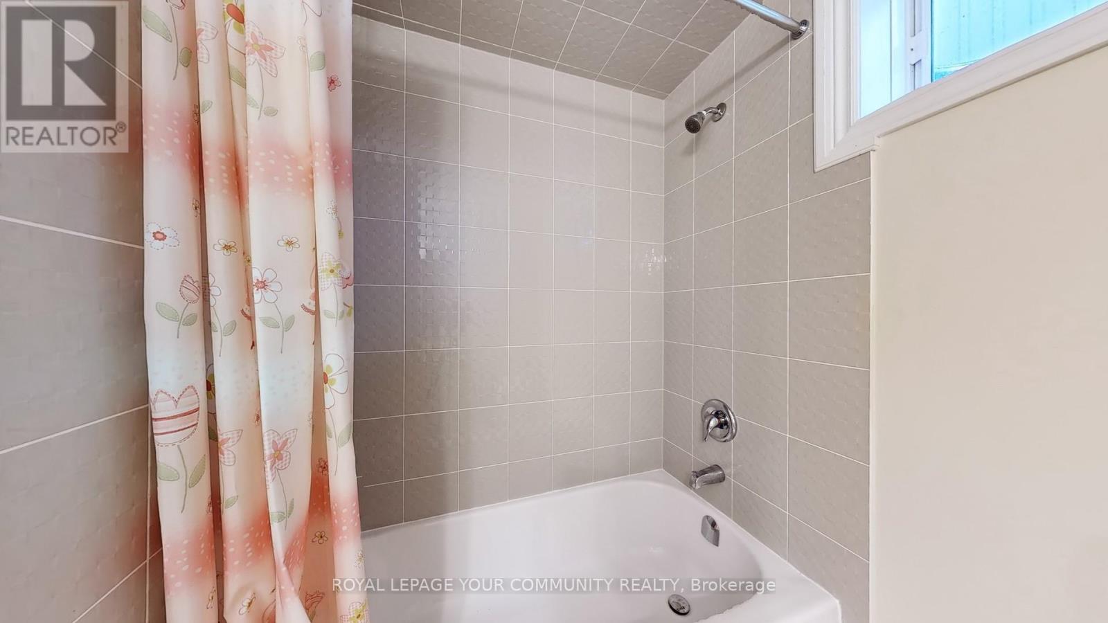 606 Haylock Gardens, Peterborough North, Ontario  K9H 0G4 - Photo 40 - X12160792