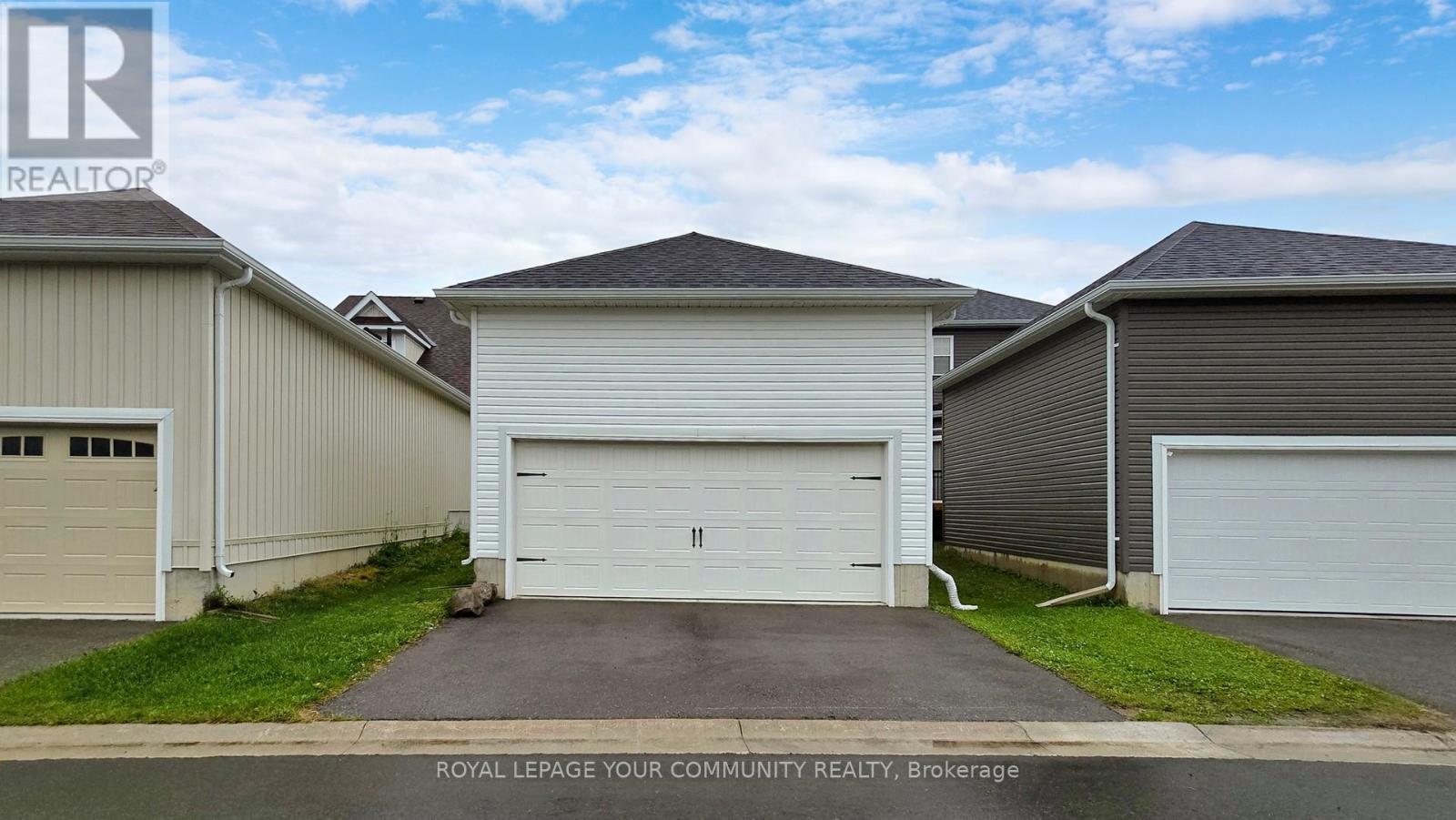 606 Haylock Gardens, Peterborough North, Ontario  K9H 0G4 - Photo 44 - X12160792