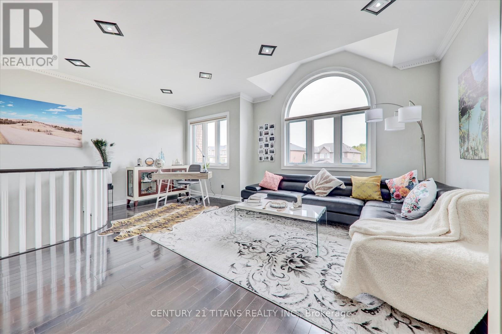 577 Royalpark Way, Vaughan, Ontario  L4H 1K2 - Photo 9 - N12159380